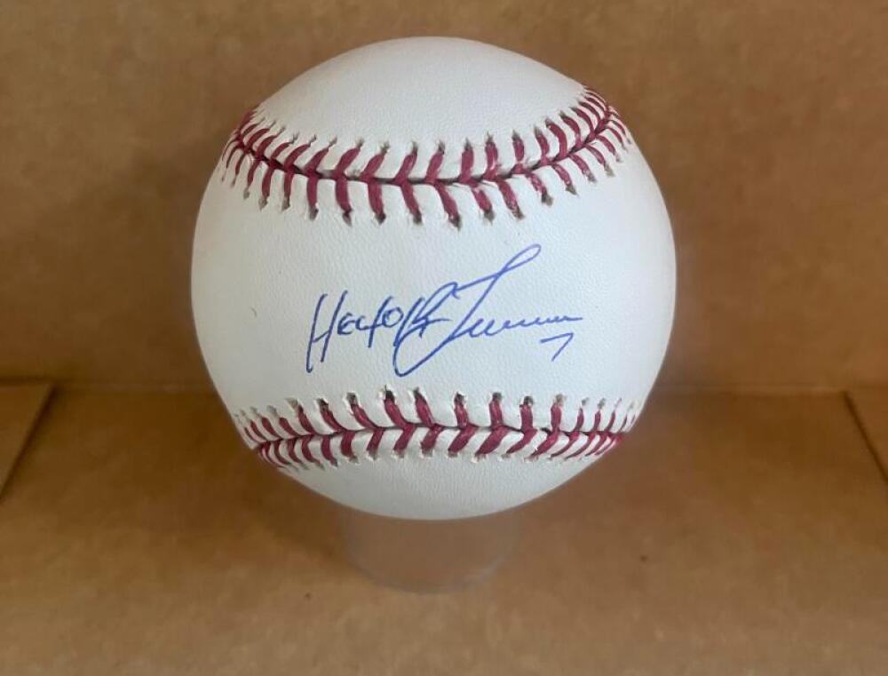 HECTOR LUNA CARDINALS/PHILLIES SIGNED AUTO M.L. BASEBALL BAS AUTHENICATED
