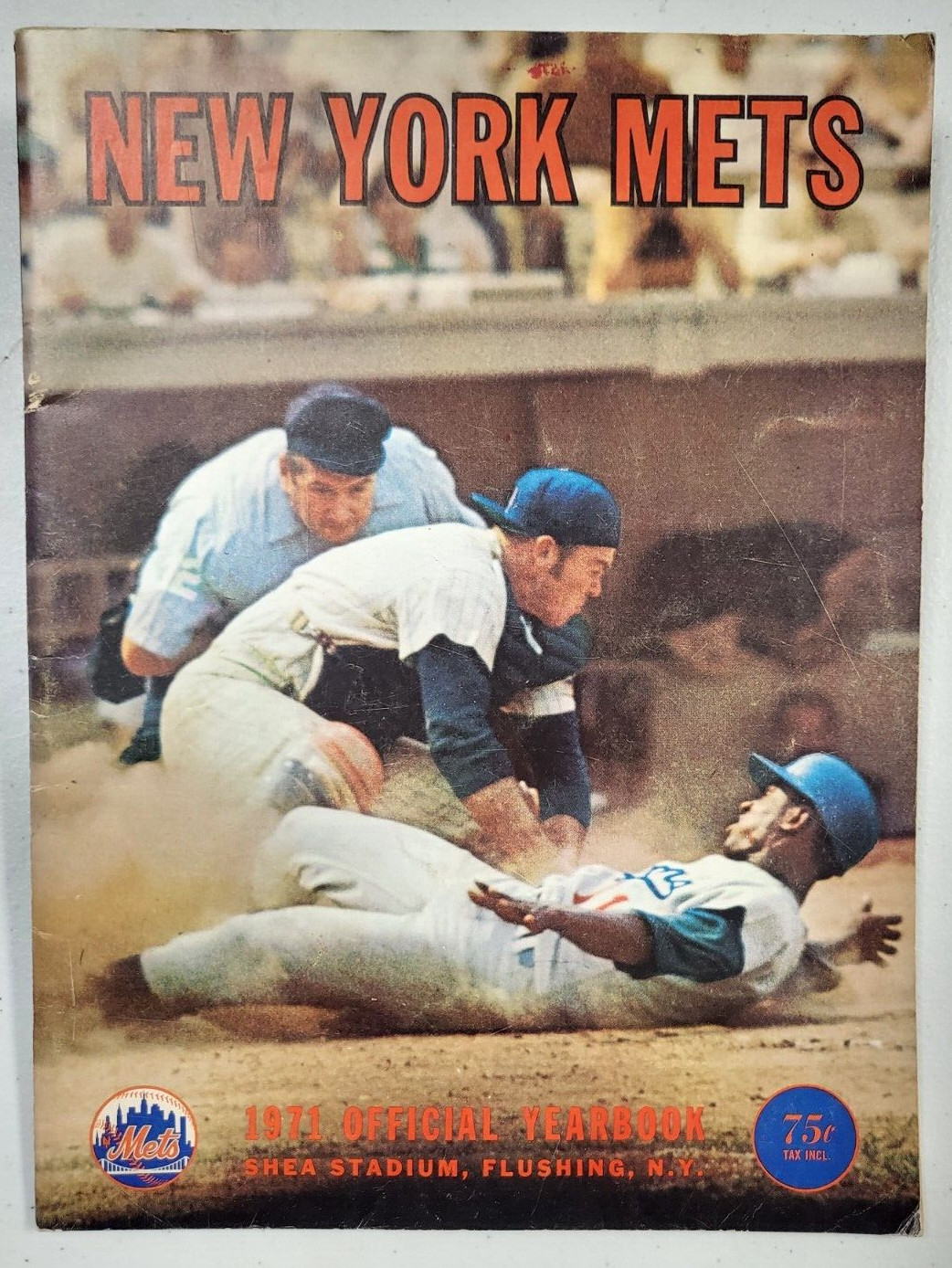 VINTAGE MLB BASEBALL NY NEW YORK METS 1971 OFFICIAL YEARBOOK COLLECTIBLE MEMORABILIA