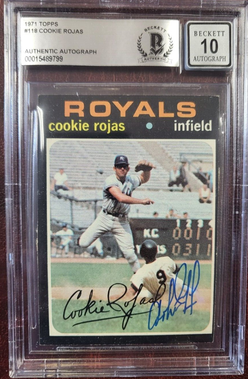 1971 TOPPS COOKIE ROJAS ROYALS SIGNED AUTOGRAPH #118 CARD BECKETT 10 AUTO *
