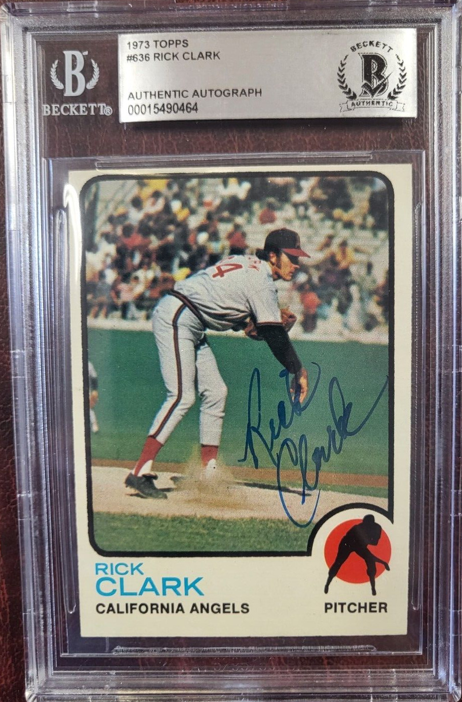 1973 TOPPS RICK CLARK ANGELS SIGNED AUTOGRAPH #636 BASEBALL CARD BECKETT COLLECTIBLE MEMORABILIA
