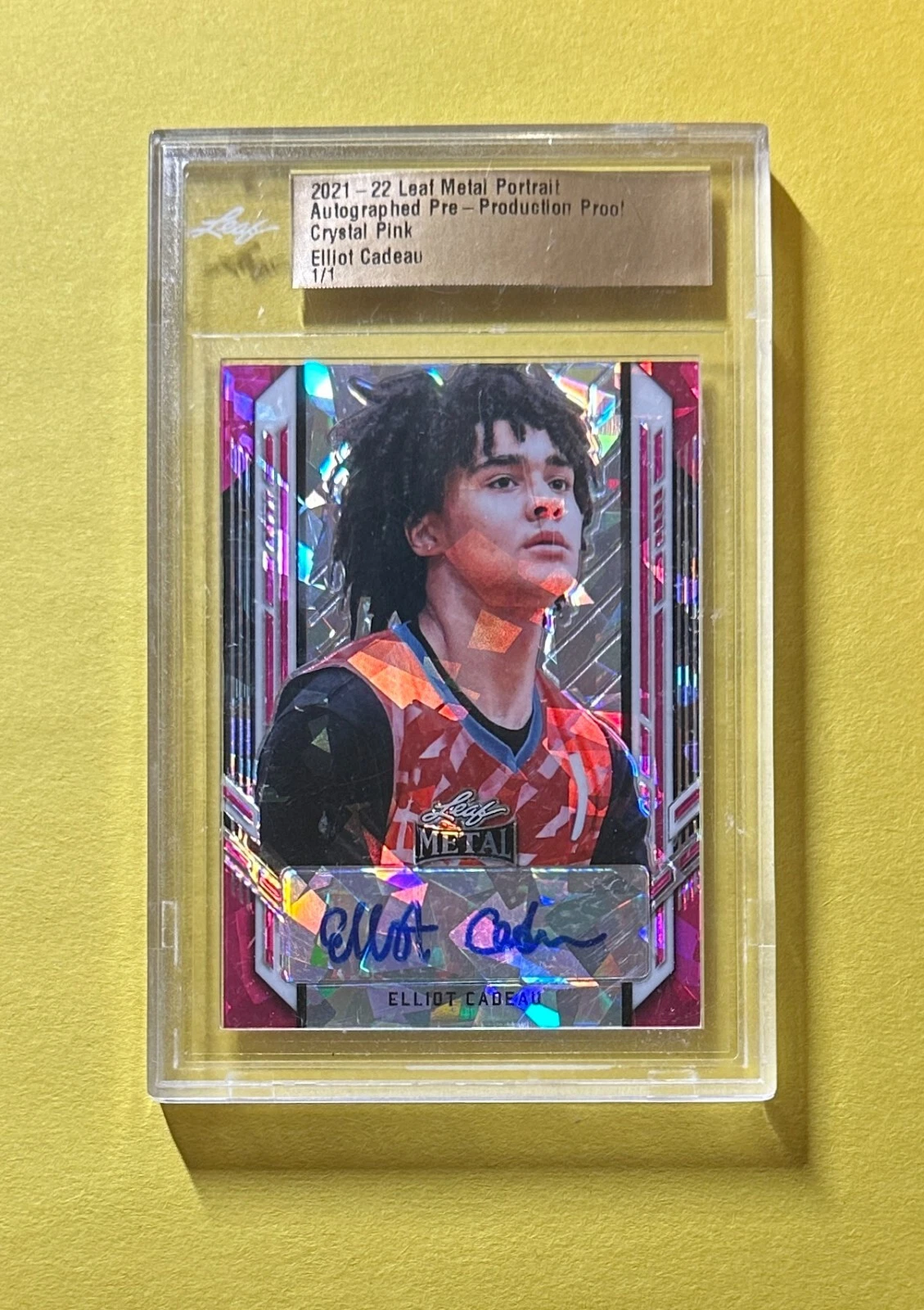2021-22 LEAF METAL PORTRAIT ELLIOT CADEAU PRE-PRODUCTION PROOF CRYSTAL PINK 1/1
