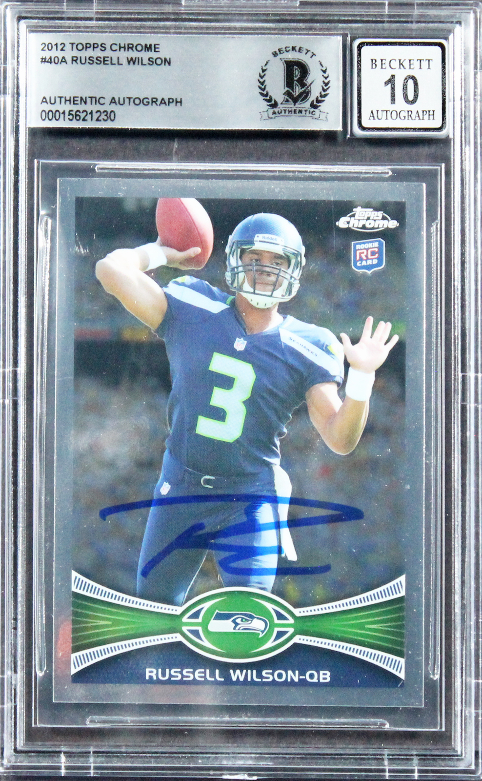 Broncos Russell Wilson Signed 2012 Topps Chrome #40A RC Card Auto 10! BAS Slab
