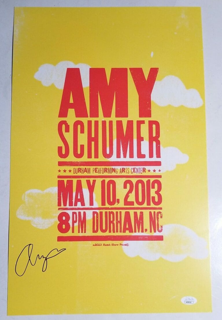 AMY SCHUMER REAL HAND SIGNED HATCH PRINT SHOW POSTER JSA COA AUTOGRAPHED
 COLLECTIBLE MEMORABILIA