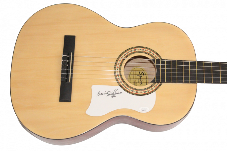 BERNIE WILLIAMS SIGNED AUTOGRAPH FENDER ACOUSTIC GUITAR – NY YANKEE STAR JSA COA
 COLLECTIBLE MEMORABILIA