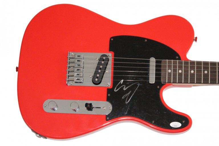 Ann Wilson Nancy Wilson Heart Signed Full Size Electric Guitar Proof Autographed STAR Ann Wilson Nancy Wilson Heart Signed Full Size Electric Guitar Proof Autographed STAR