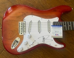 DAVE GROHL FOO FIGHTERS NIRVANA SIGNED AUTOGRAPHED ELECTRIC GUITAR PSA CERTIFIED
 COLLECTIBLE MEMORABILIA