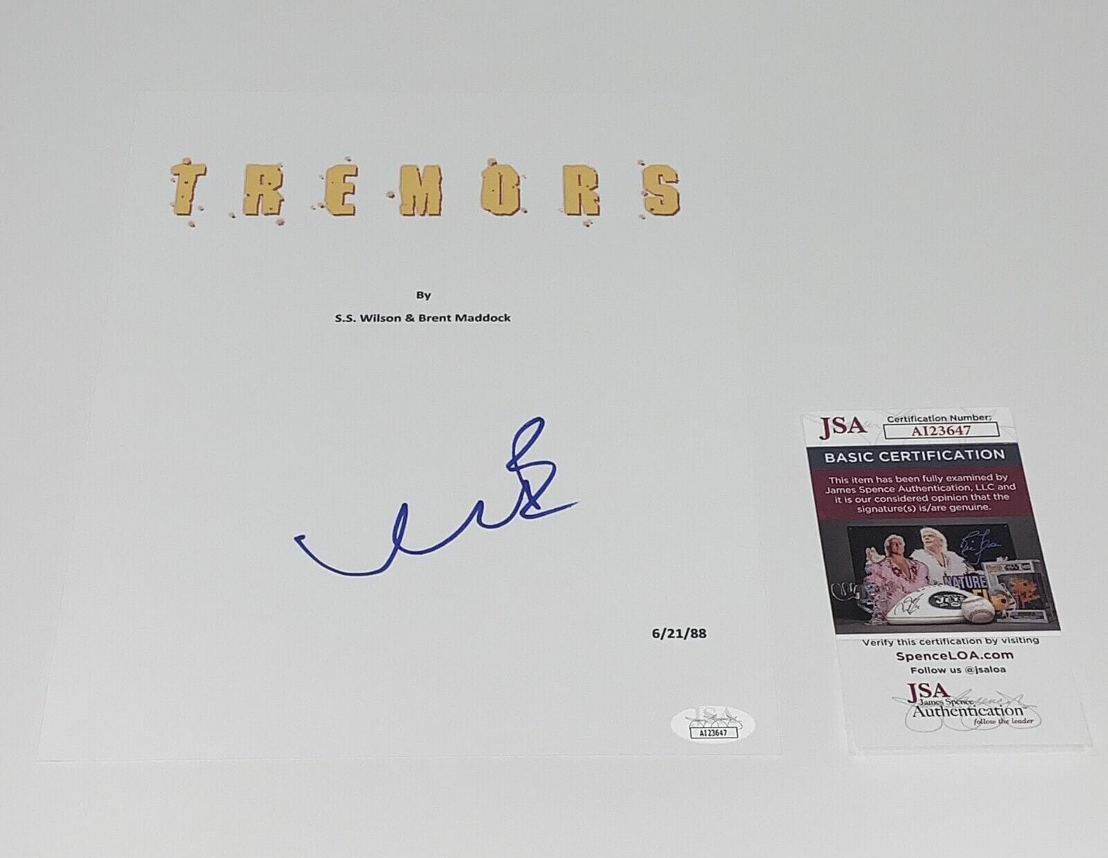 KEVIN BACON SIGNED TREMORS MOVIE SCRIPT PROOF JSA COA
Opens in a new window or tab