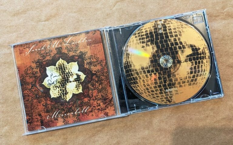 SARAH MCLACHLAN REAL HAND SIGNED MIRRORBALL CD COA AUTOGRAPHED
 COLLECTIBLE MEMORABILIA