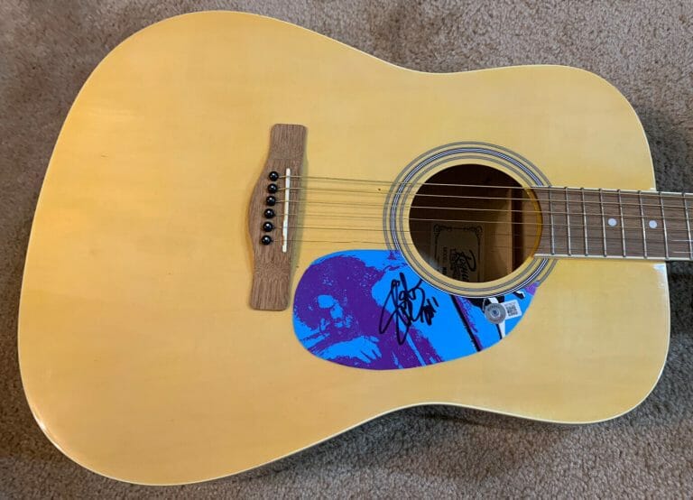 SLASH GUNS & ROSES SIGNED AUTOGRAPHED ACOUSTIC GUITAR BECKETT CERTIFIED READ
 COLLECTIBLE MEMORABILIA