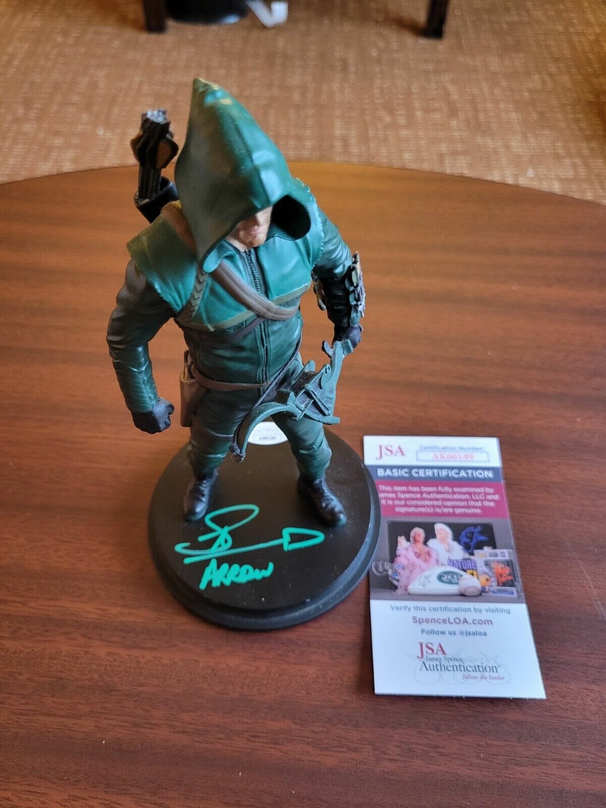 STEPHEN AMELL AUTOGRAPHED ARROW ICON HEROES STATUE FIGURE SIGNED JSA 187/1050
Opens in a new window or tab