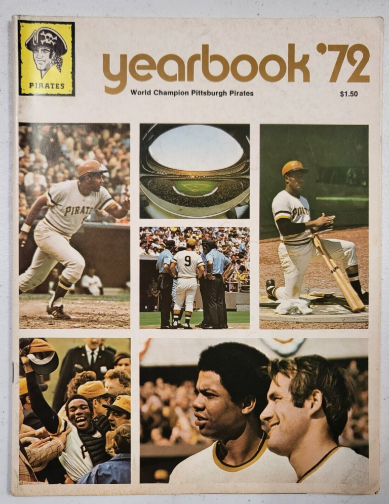 VINTAGE MLB BASEBALL 1972 PITTSBURGH PIRATES OFFICIAL YEARBOOK PROGRAM ...