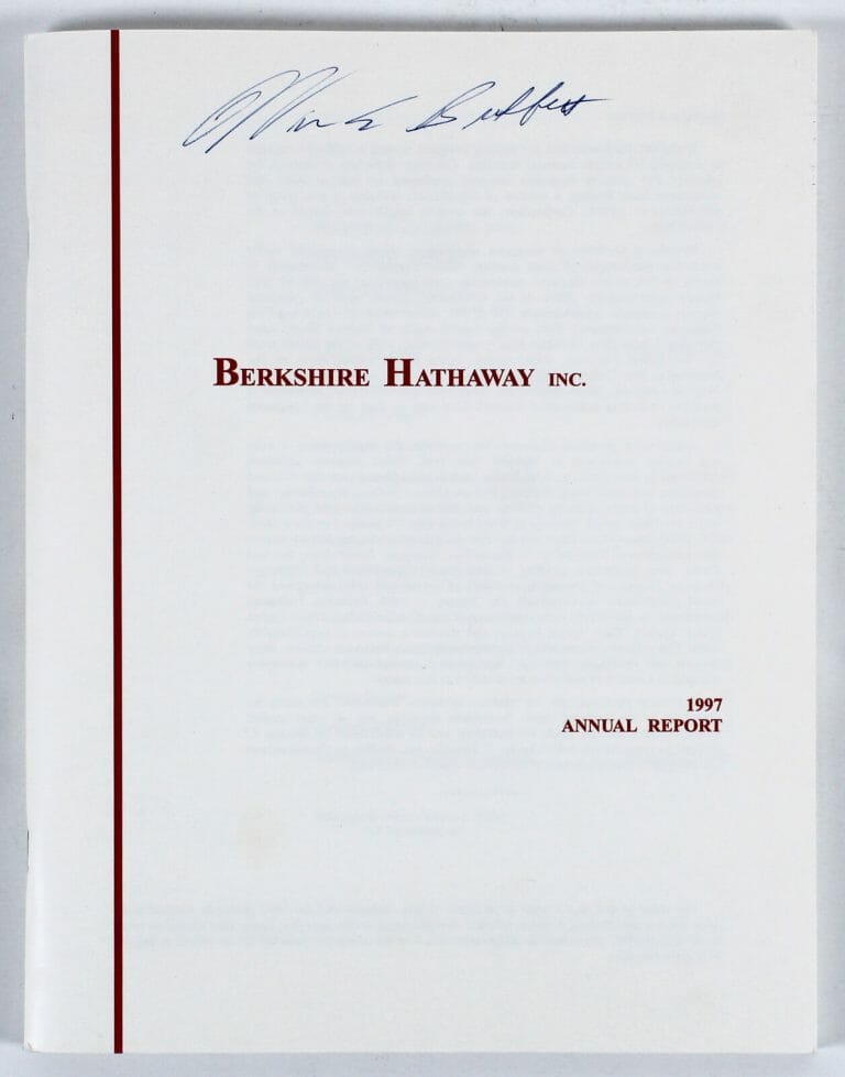 WARREN BUFFETT SIGNED 1997 BERKSHIRE HATHAWAY INC ANNUAL REPORT BAS #AB76862
 COLLECTIBLE MEMORABILIA