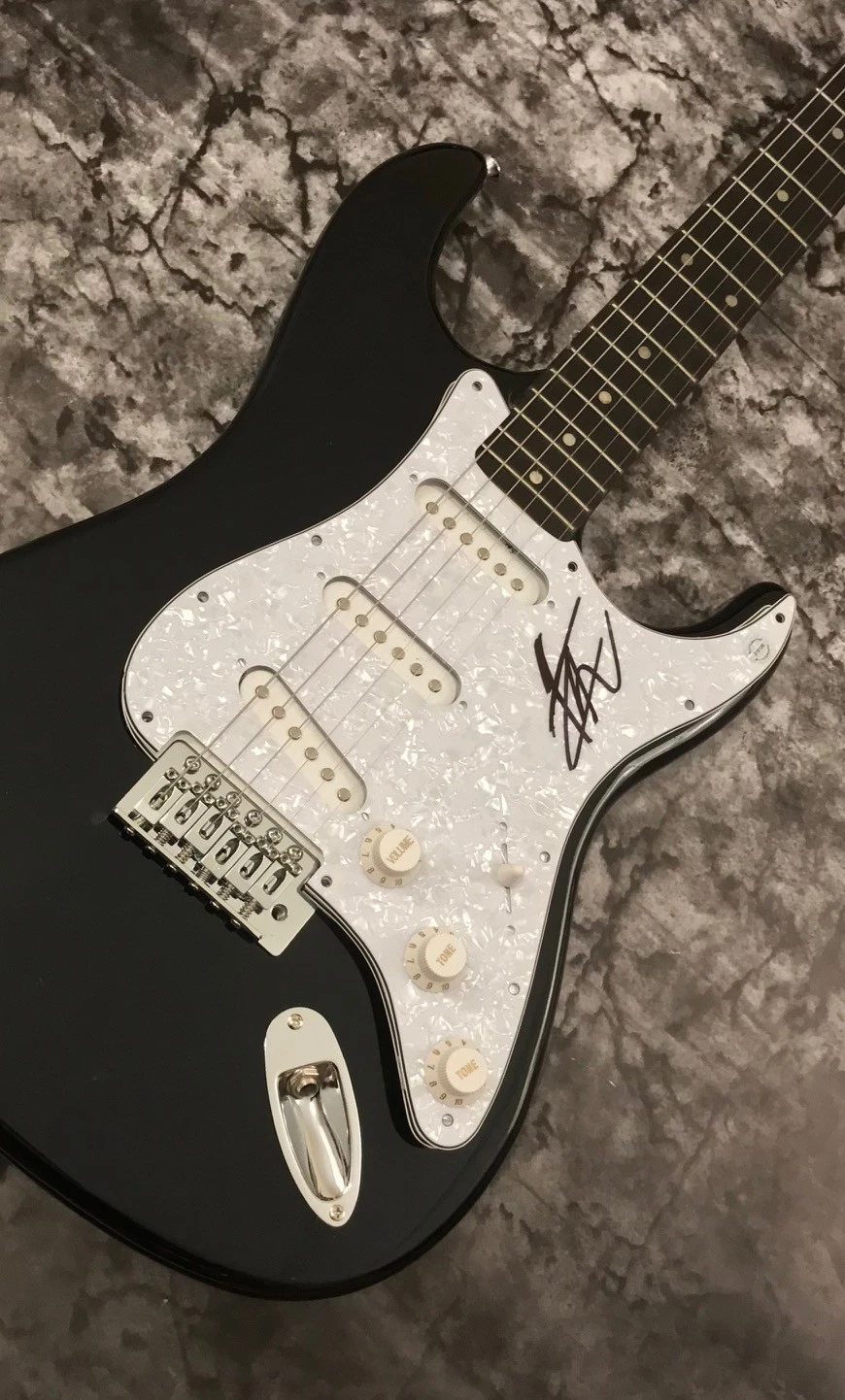 GFA Life Changes * THOMAS RHETT * Signed Autographed Electric Guitar COA
