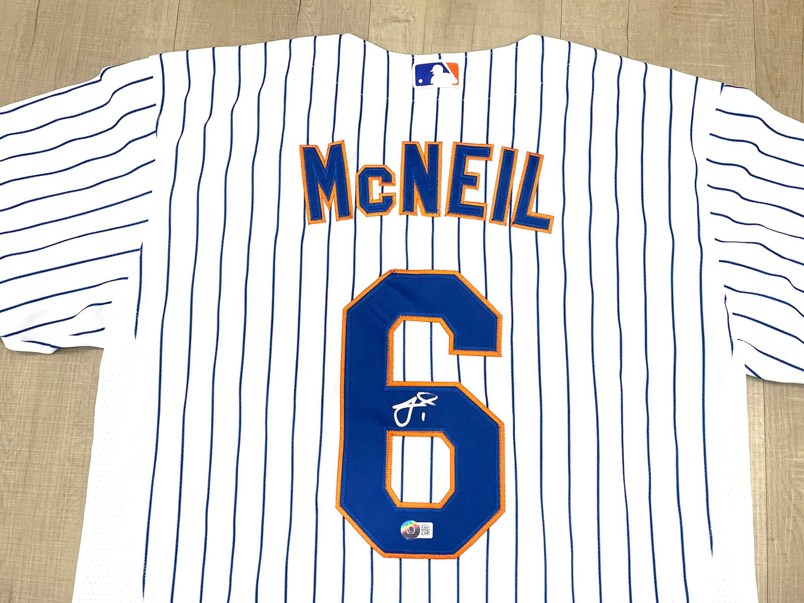 JEFF McNEIL HAND SIGNED NEW YORK METS ROOKIE JERSEY BECKETT BAS CERT #1
