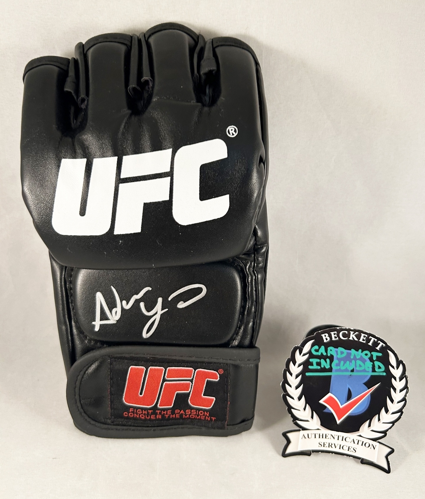 Adrian Yanez Signed UFC Glove Beckett BAS 1 COA
