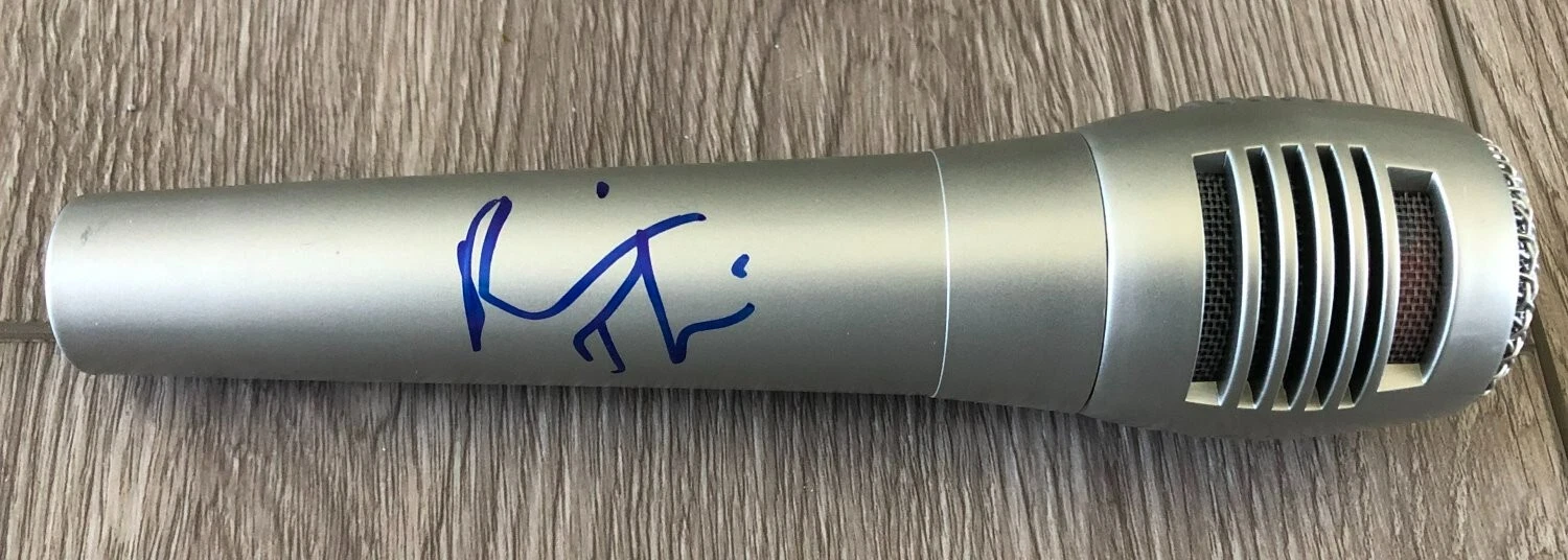 ROBIN THICKE SIGNED AUTOGRAPH NEW MICROPHONE THE MASKED SINGER & BECKETT BAS COA

