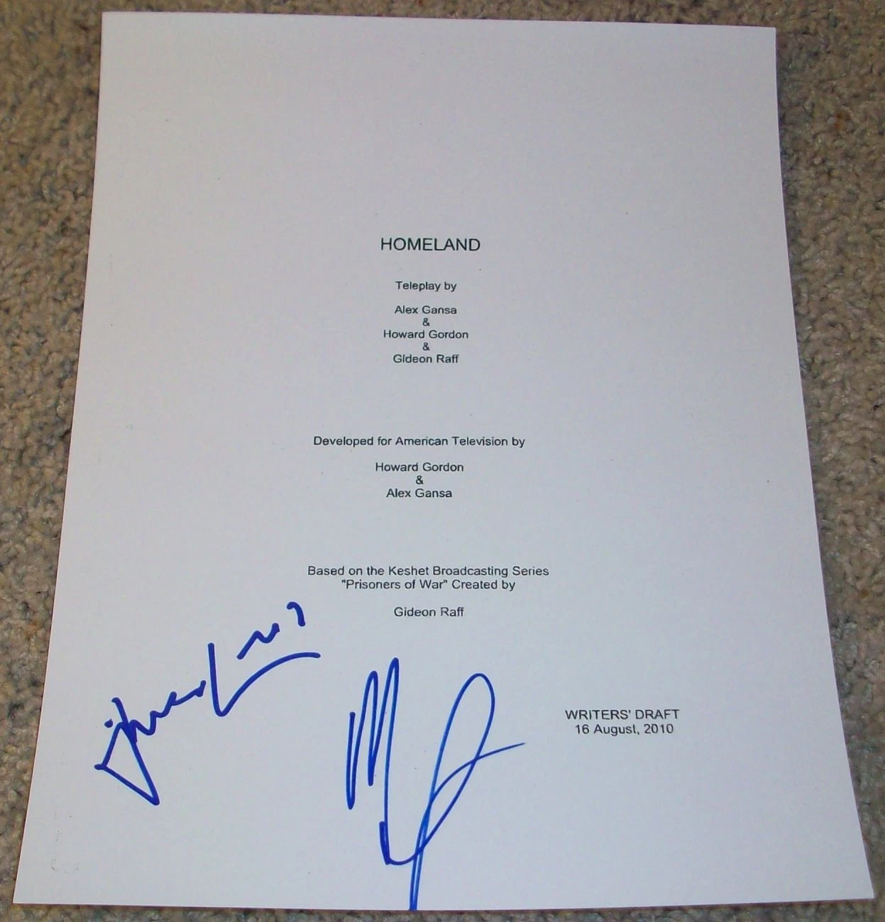 MANDY PATINKIN & DAMIAN LEWIS SIGNED HOMELAND 62 PG PILOT SCRIPT w/EXACT PROOF
