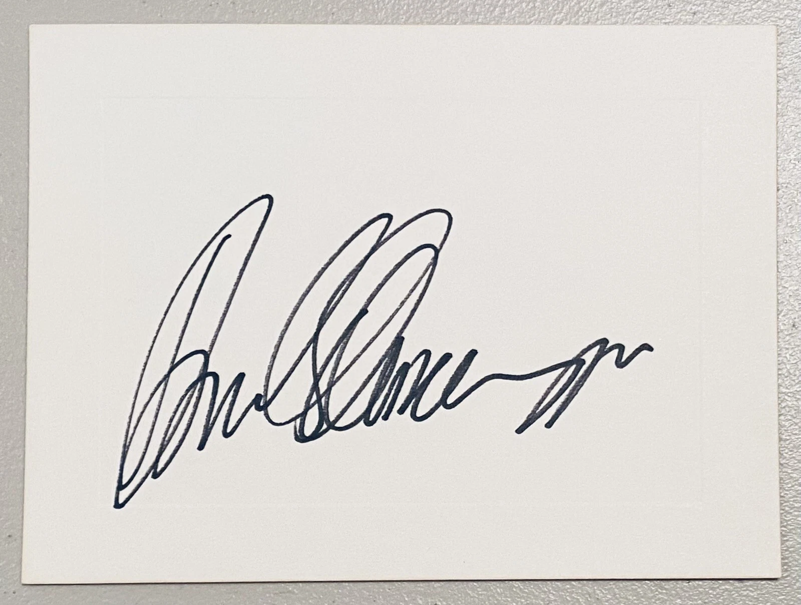 New ListingArnold Schwarzenegger Signed Autographed 4.5 x 6 Card JSA Letter The Terminator
