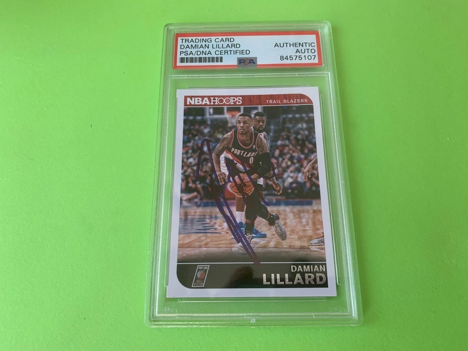 Damian Lilliard 2014 Panini NBA Hoops #36 Card Signed Auto PSA/DNA Slabbed
