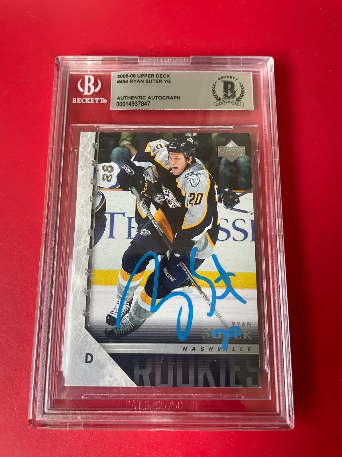 Ryan Suter NHL 2005-06 UD Young Guns Rookie Card Signed Auto Beckett SLABBED BAS

