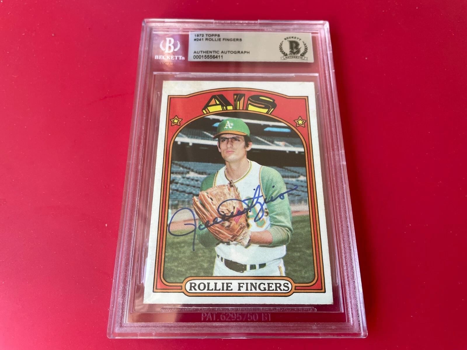 Rollie Fingers A's HOF 1972 Topps Card Signed Auto Beckett BAS Slabbed
