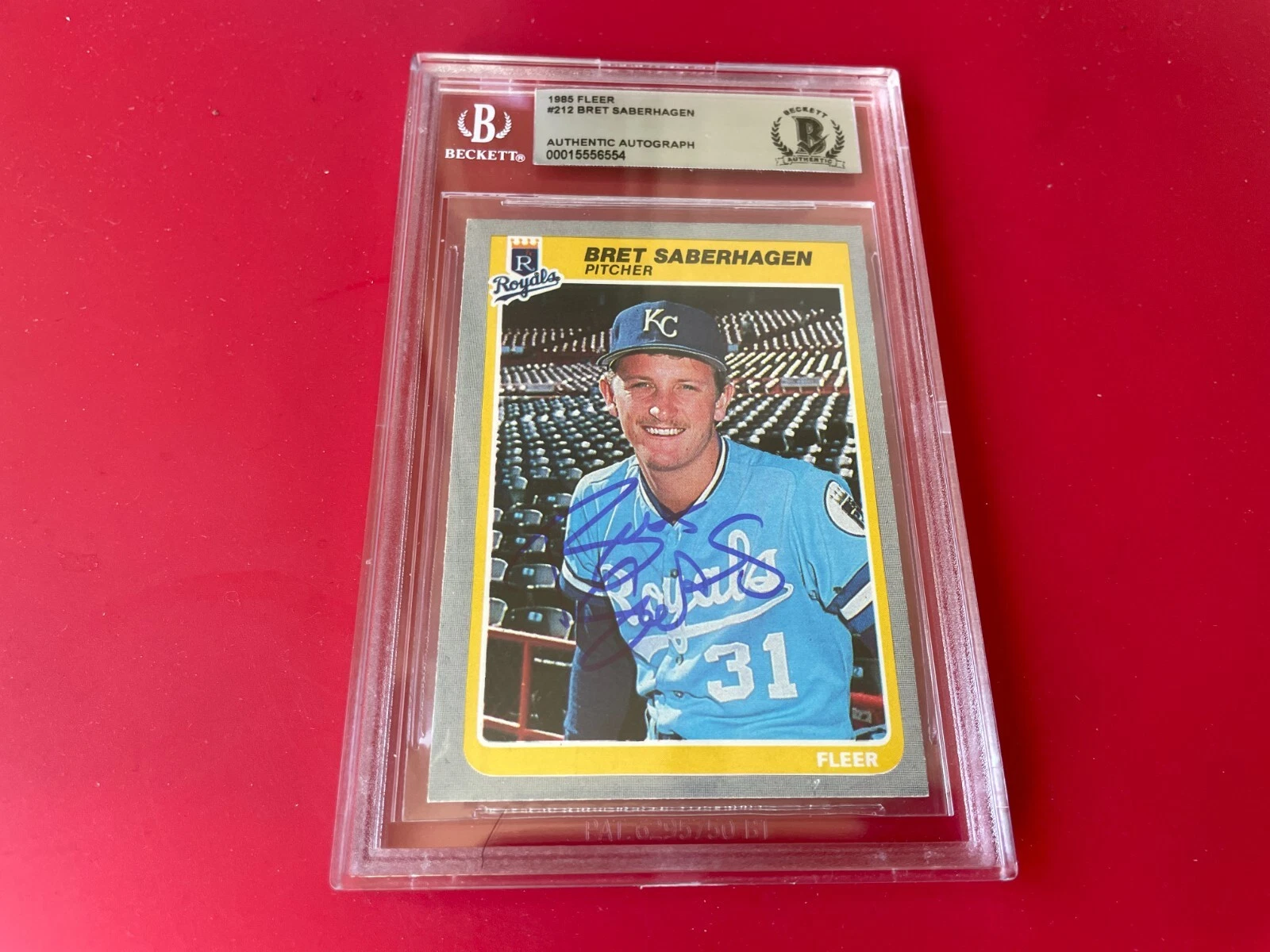 Bret Saberhagen Royals 1985 Fleer Rookie Card Signed Auto Beckett BAS
