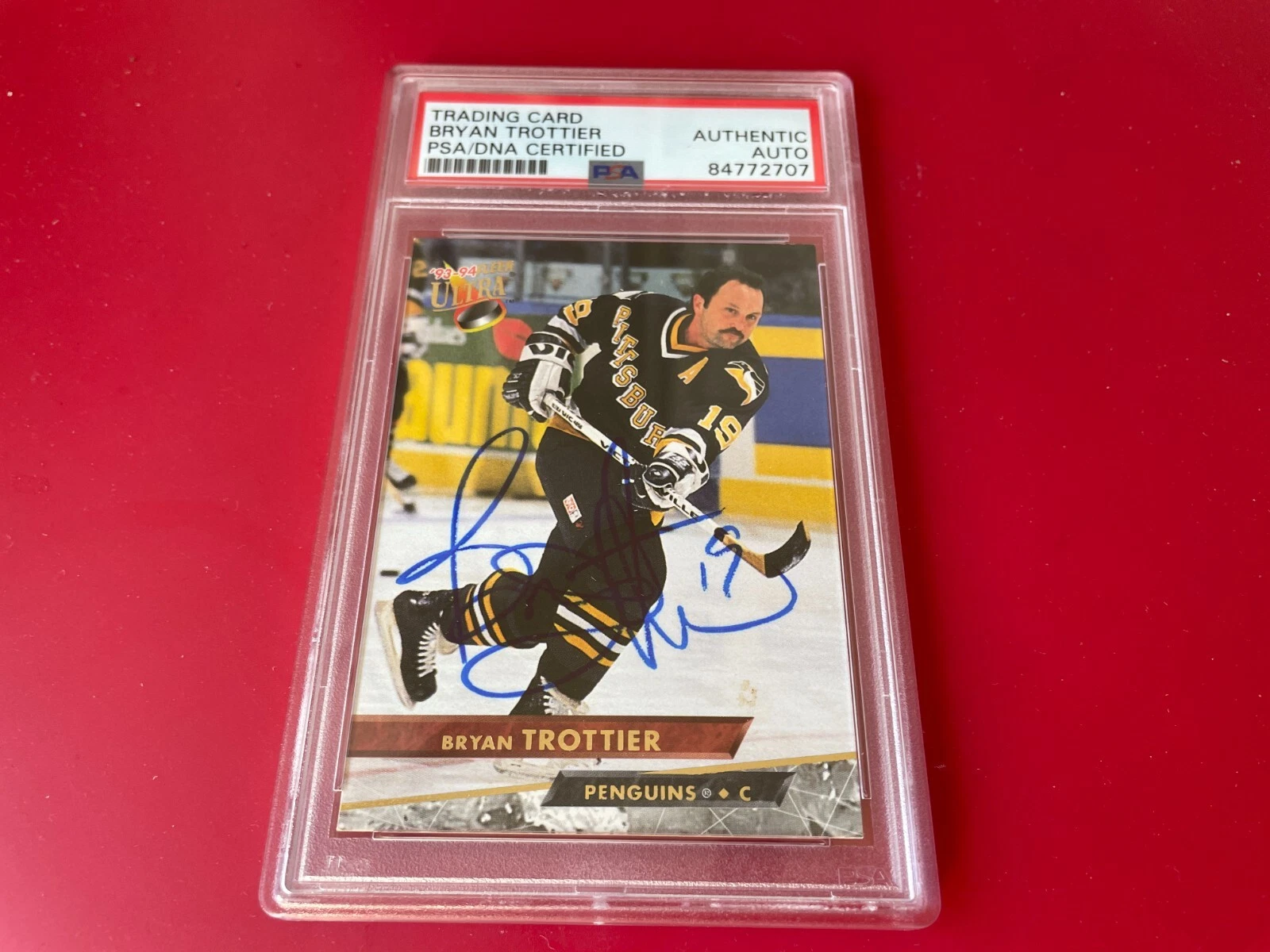 Bryan Trottier Penguins HOF 1993-94 Fleer Ultra Card Signed Auto PSA/DNA

