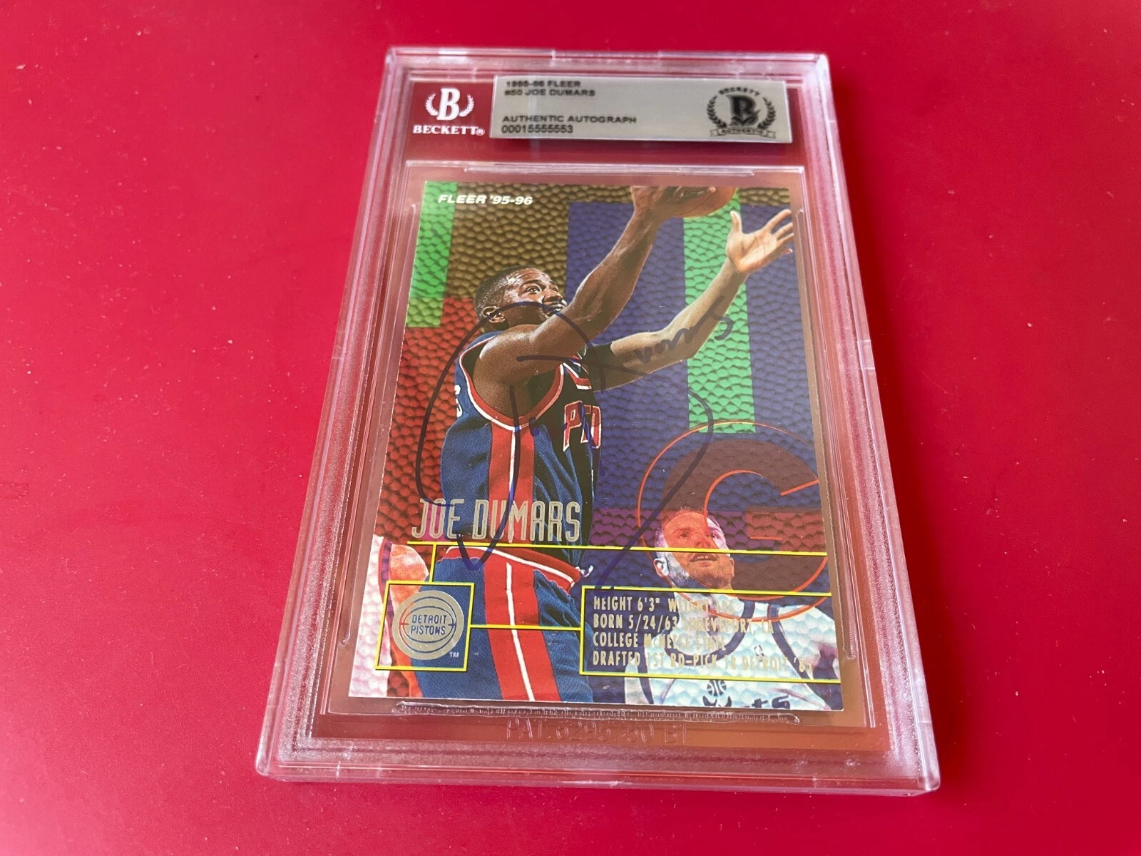 Joe Dumars Pistons 1995-96 NBA Fleer Card Signed Auto BAS Slabbed
