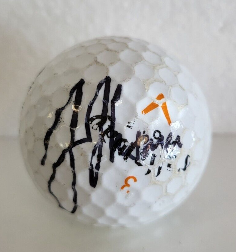 JUSTIN THOMAS PGA GOLF STAR SIGNED AUTOGRAPHED BAYHILL GOLF BALL BECKETT STICKER
