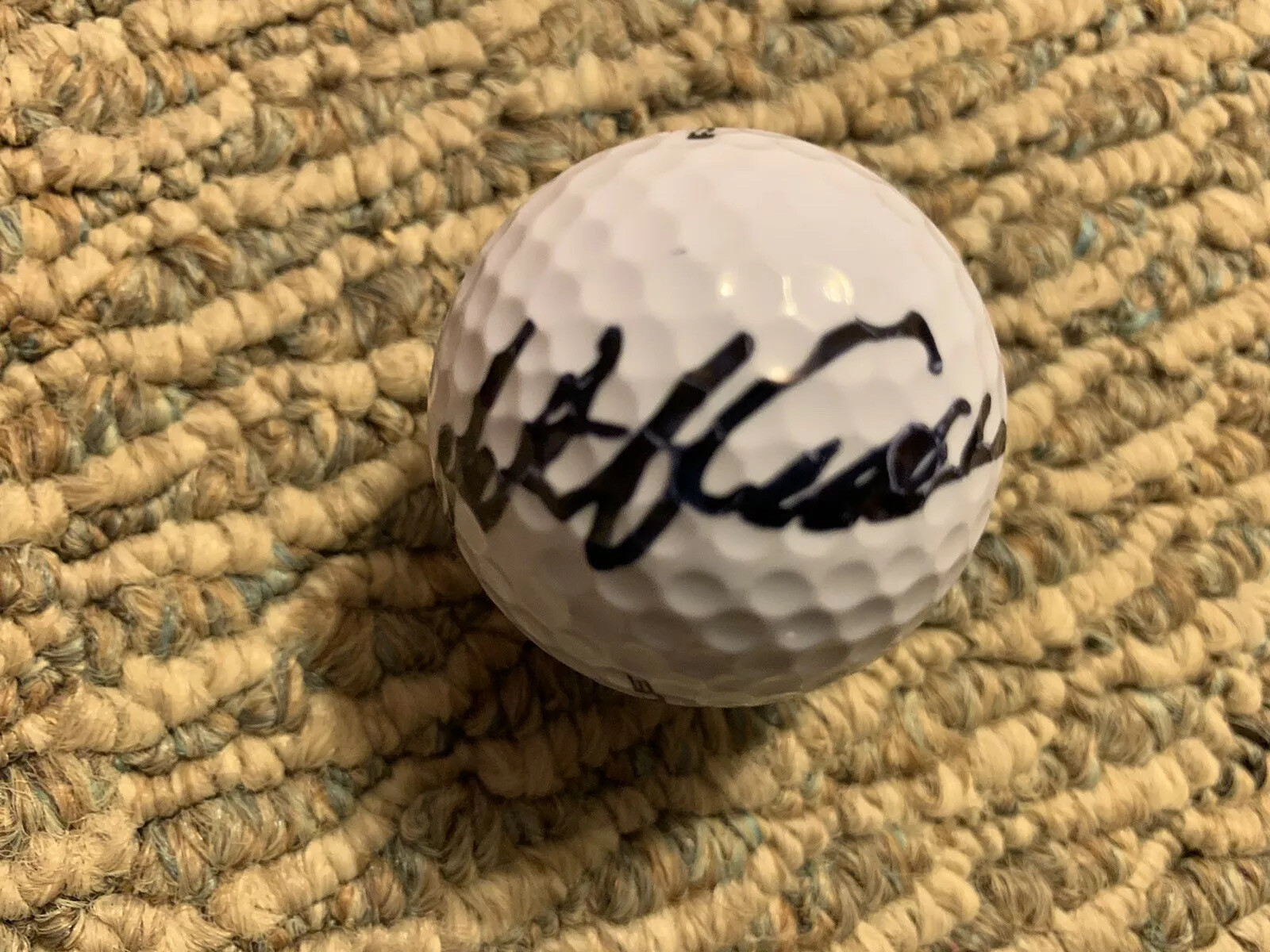 Retief Goosen Signed Golf Ball Pga Tour Autographed
