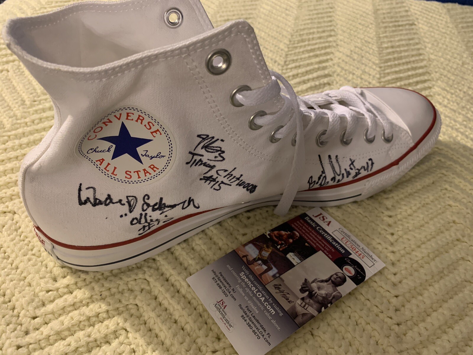 Hoosiers Movie 1986 Cast Signed Shoe Sz 16 Maris Valainis JSA Authenticated COA
