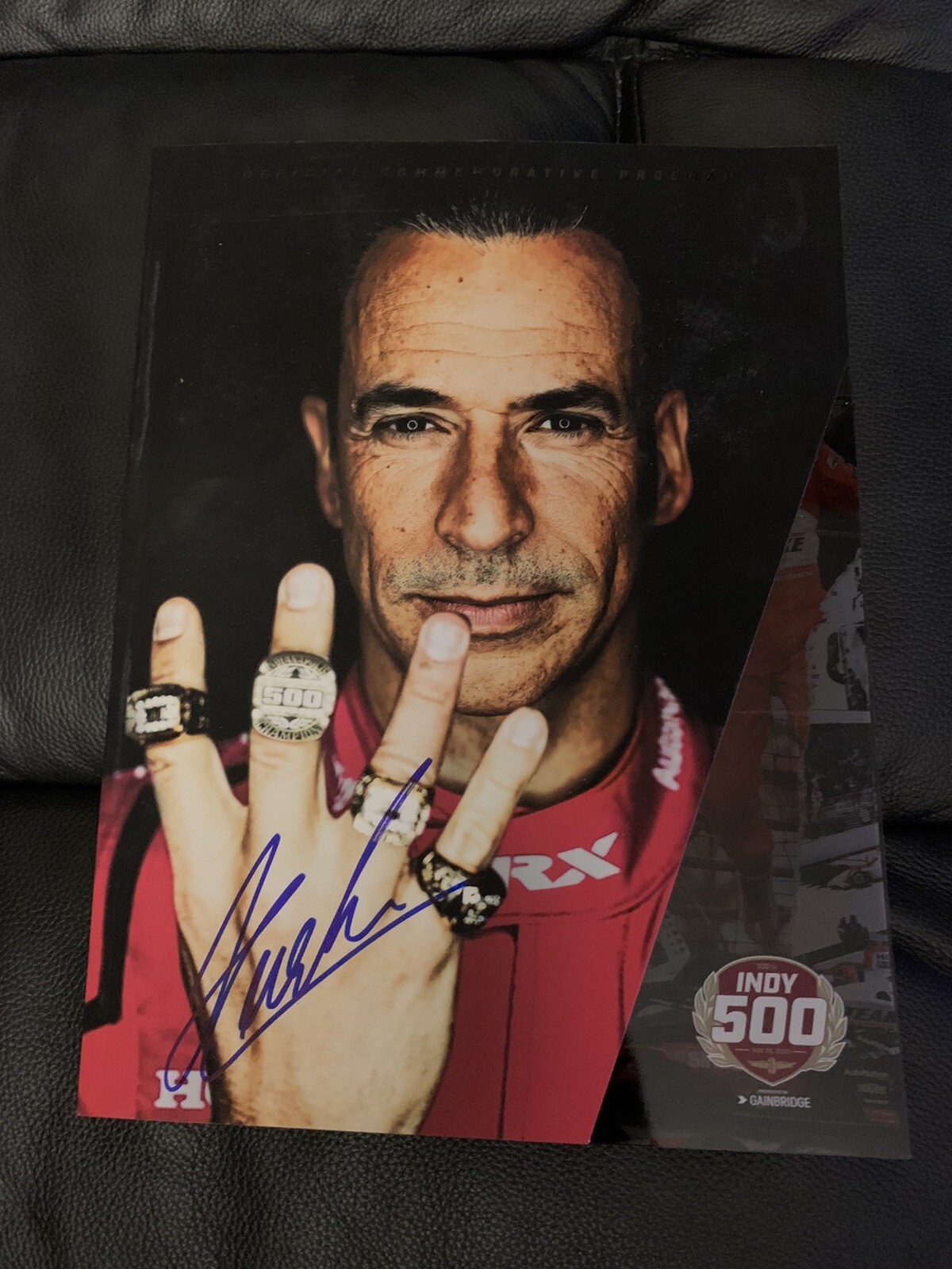 2022 Indianapolis 500 Program Signed By Helio Castroneves Autographed Indy Car
