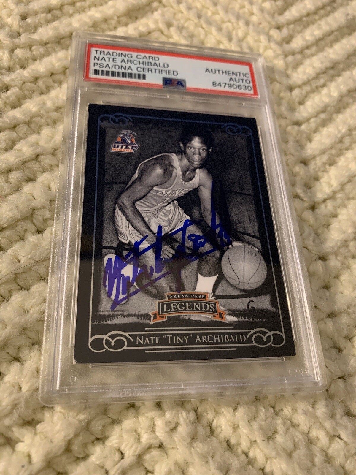 Nate Tiny Archibald Signed 2008 Press Pass Legends Card #55 PSA /DNA Slab COA
