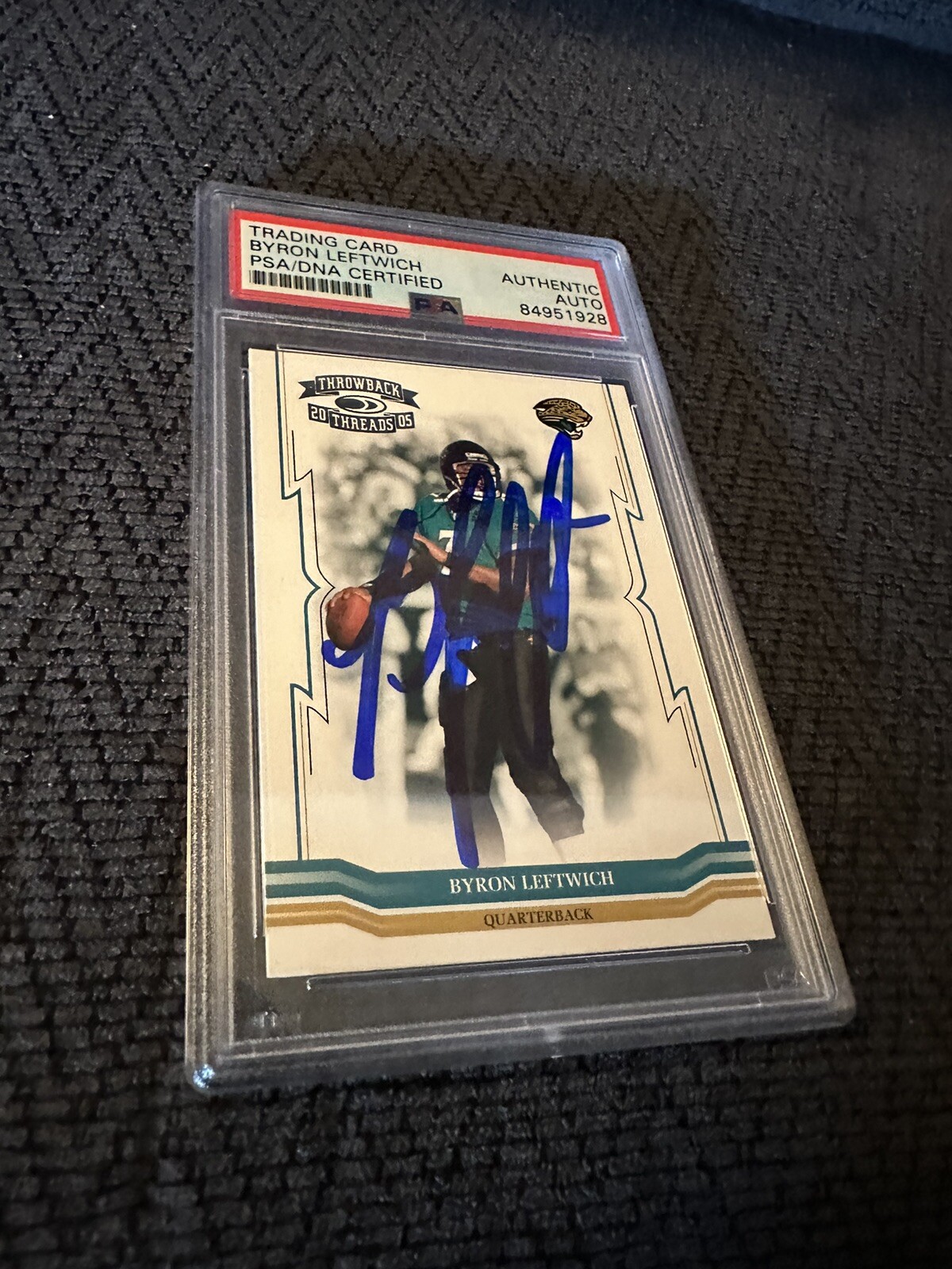 Byron Leftwich Signed 2005 Donruss Playoff #67 Card PSA /DNA Slab COA Jaguars
