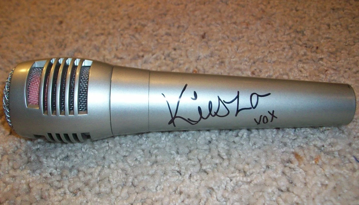 KIESZA SIGNED AUTOGRAPH NEW MICROPHONE w/EXACT PROOF SOUND OF A WOMAN
