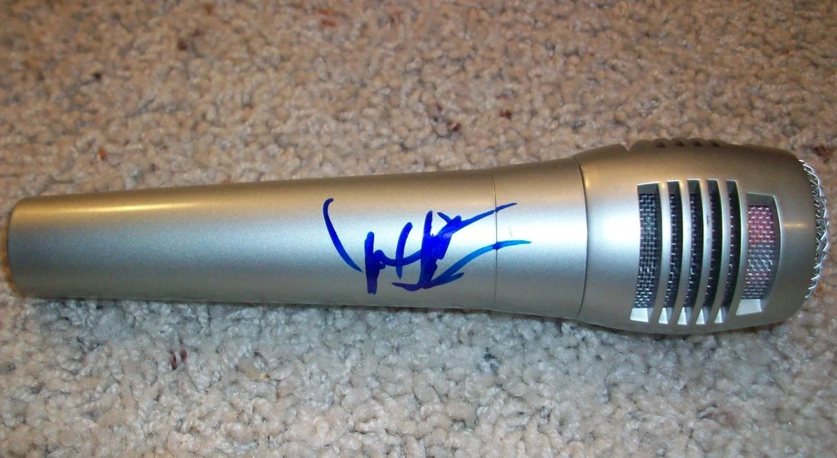 DWIGHT YOAKAM SIGNED AUTOGRAPH BRAND NEW MICROPHONE w/EXACT PROOF
