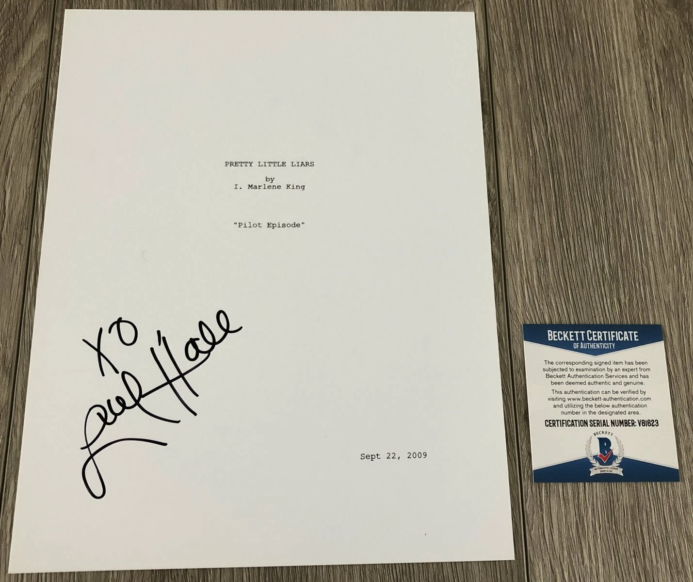 LUCY HALE SIGNED PRETTY LITTLE LIARS PILOT SCRIPT w/EXACT PROOF BECKETT BAS COA
