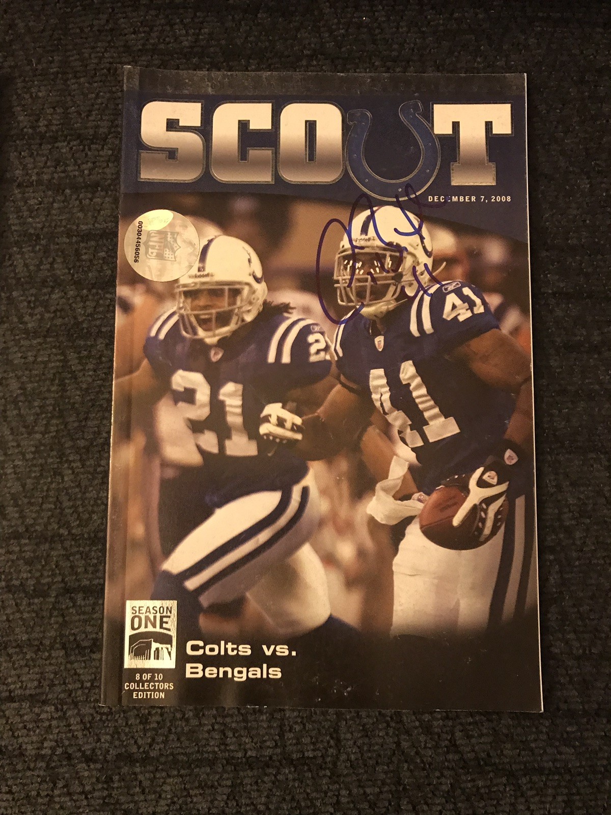 Antoine Bethea Signed Indianapolis Colts Scout Program Magazine
