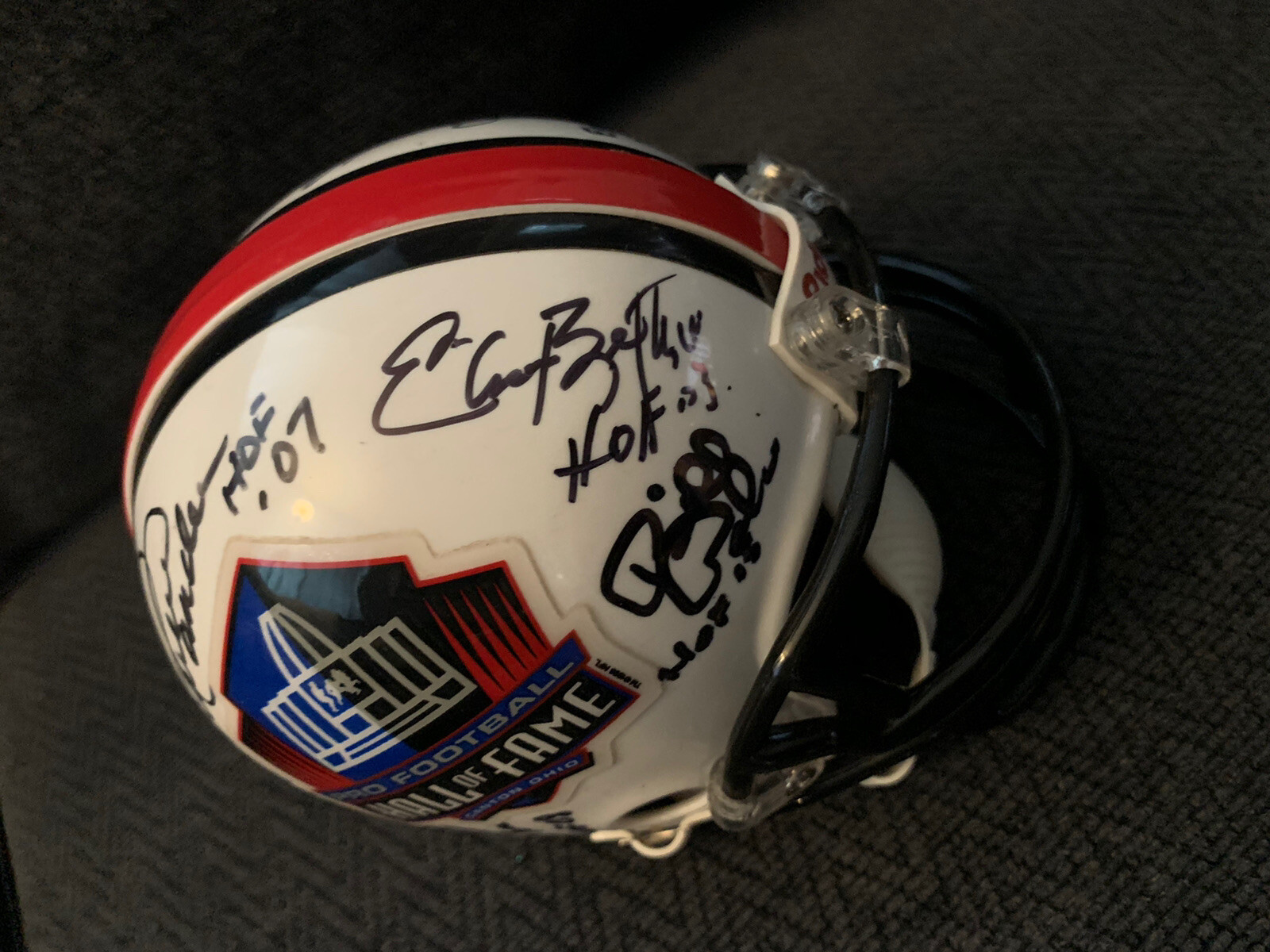 10 PRO FOOTBALL HALL OF FAME SIGNED MINI HELMET AUTOGRAPHED CHARLIE SANDERS ETC COLLECTIBLE MEMORABILIA
