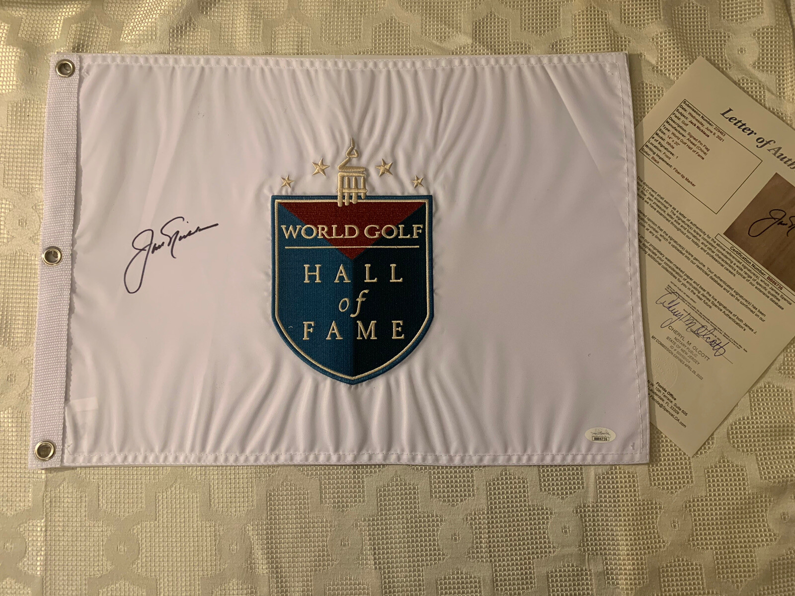Jack Nicklaus SIGNED 2015 World Golf Hall Of Fame Flag JSA Authenticated LOA COA

