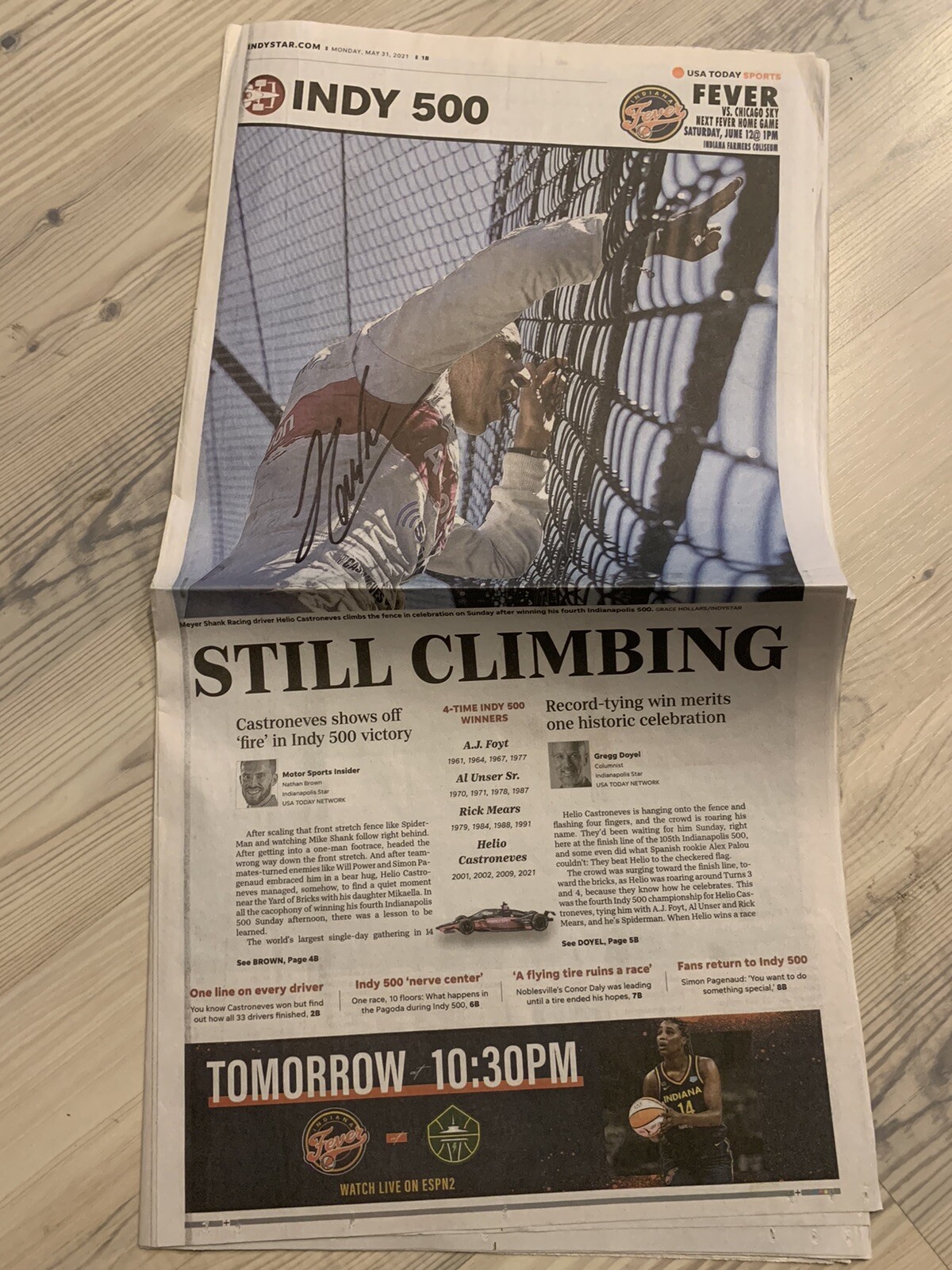 Indy 500 Helio Castroneves Signed Newspaper Indianapolis Star 2022 Indianapolis

