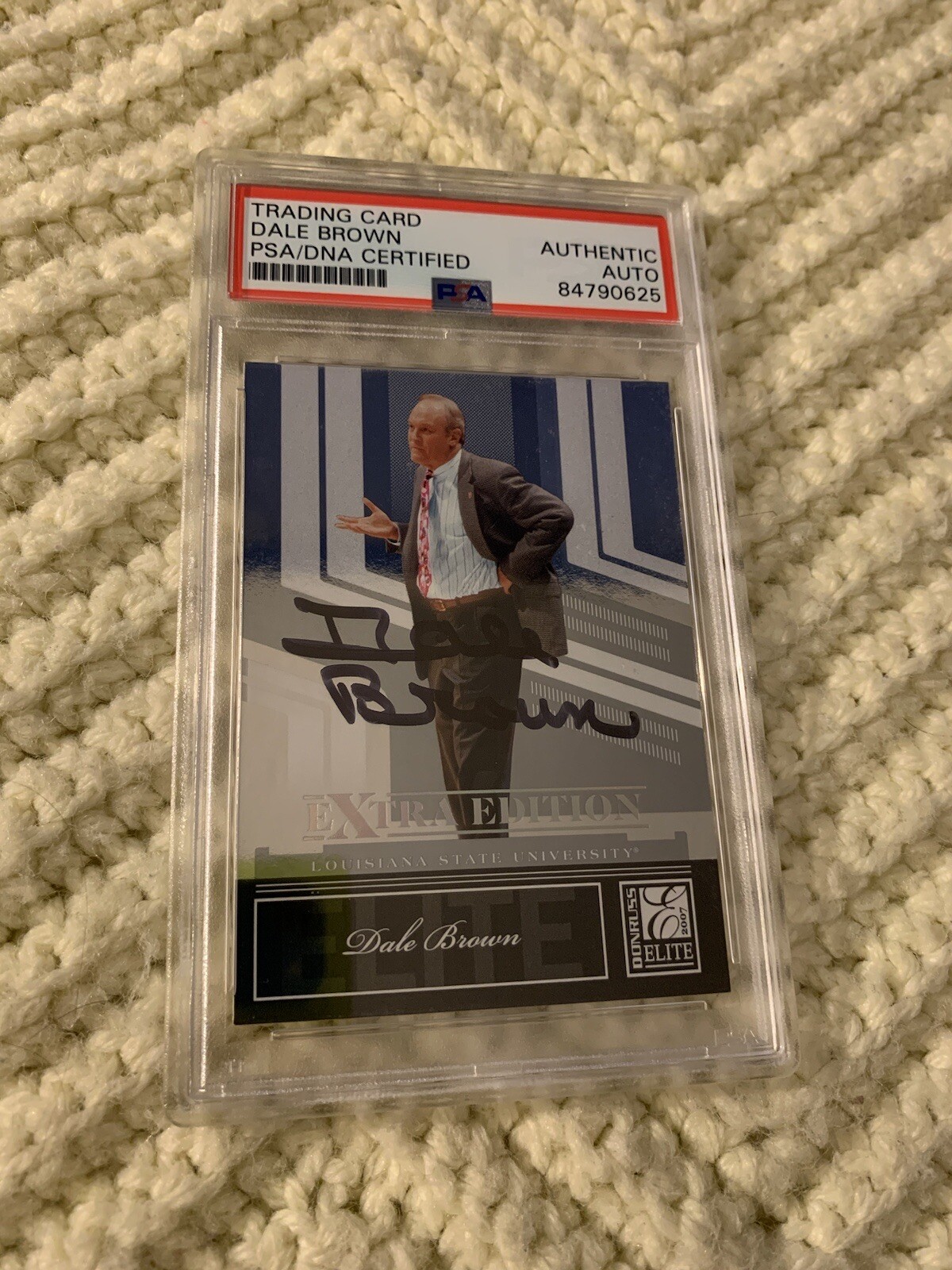 Dale Brown Signed 2007 Donruss Elite Card #67 PSA /DNA Slab COA Autographed LSU
