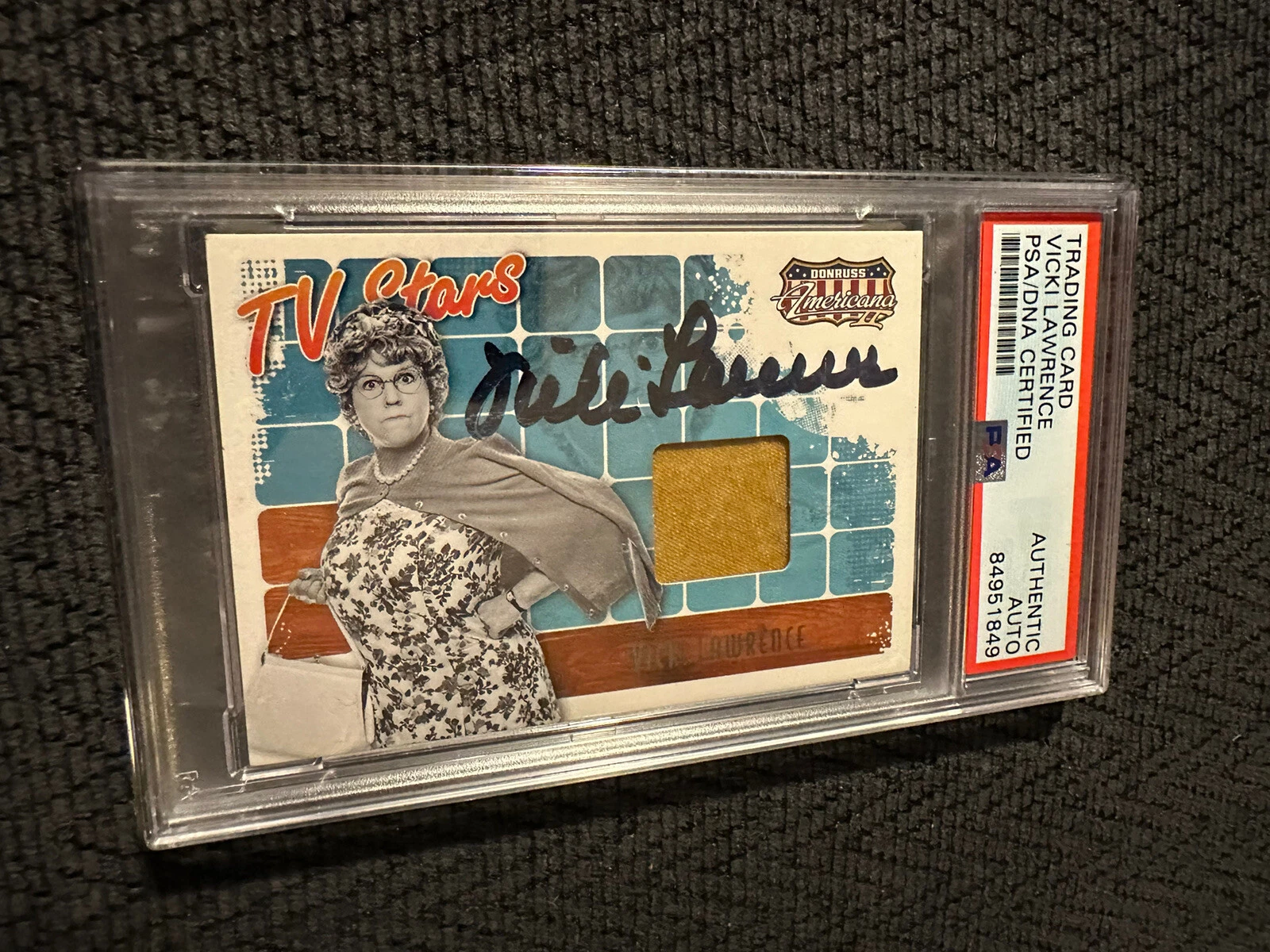 New ListingVicki Lawrence Signed 2011 Donruss Americana TV Stars #TS-VL Card PSA /DNA Slab
