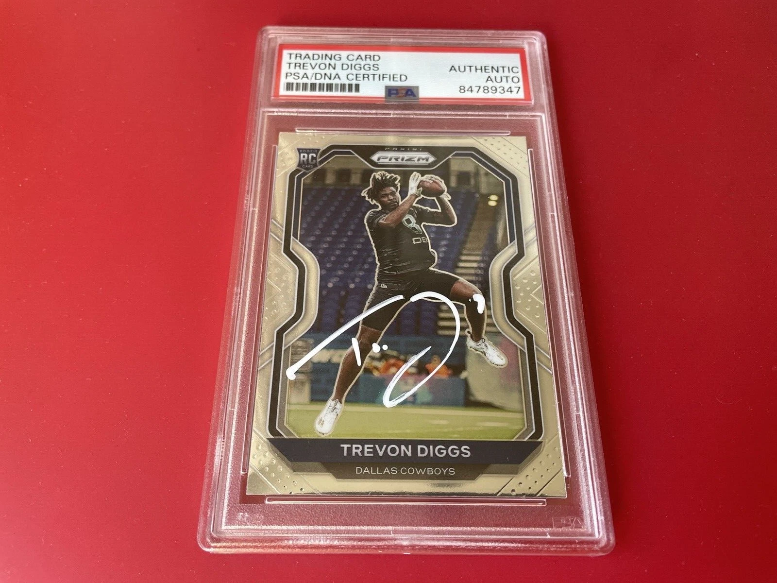 Trevon Diggs Cowboys NFL 2020 Panini Prizm Rookie Card Signed Auto PSA/DNA
