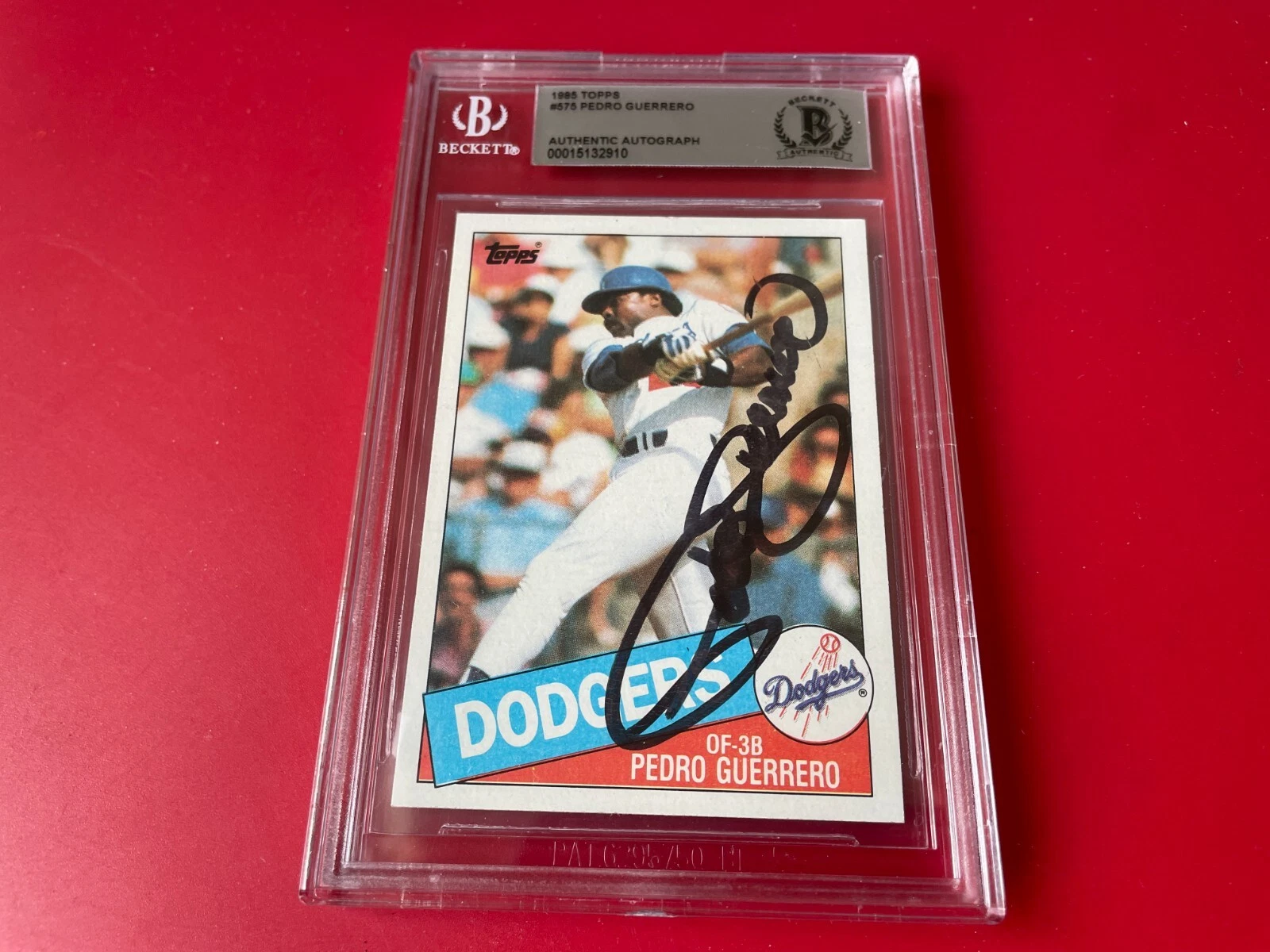 Pedro Guerrero Dodgers 1985 Topps Card Signed Auto Beckett BAS
