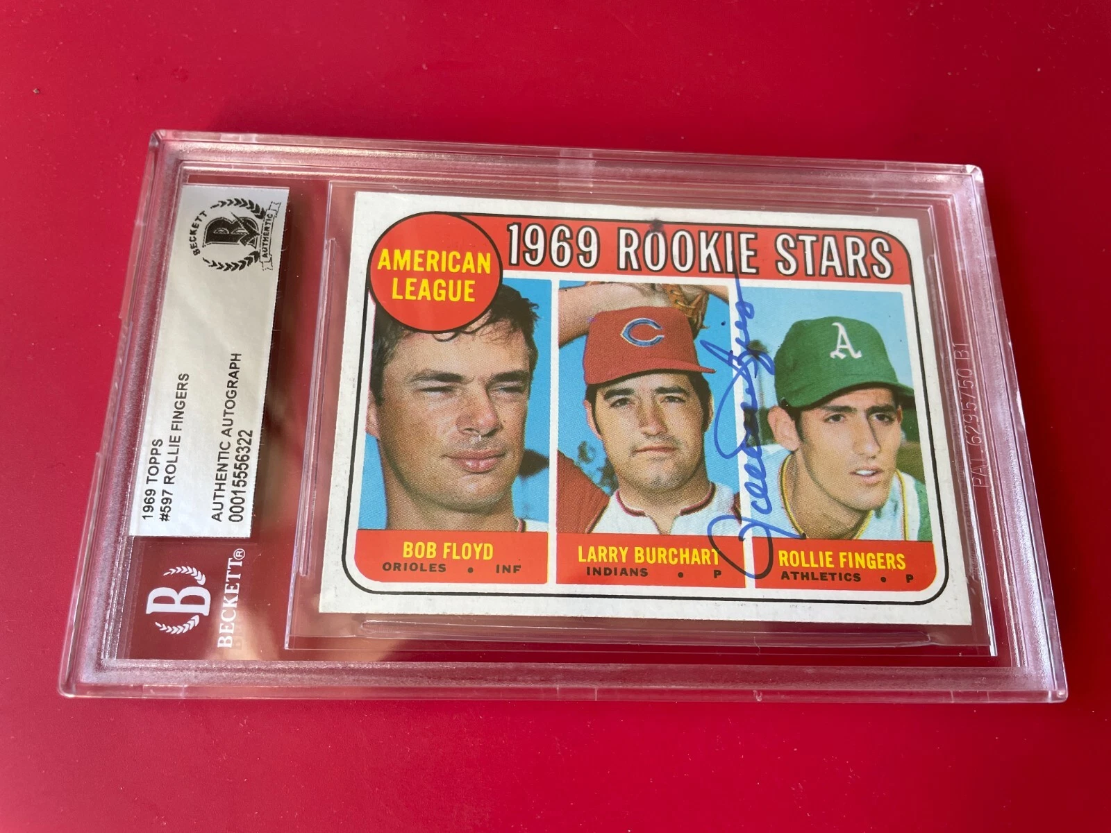 Rollie Fingers HOF 1969 Topps Rookie Card Signed Auto Beckett BAS Slabbed

