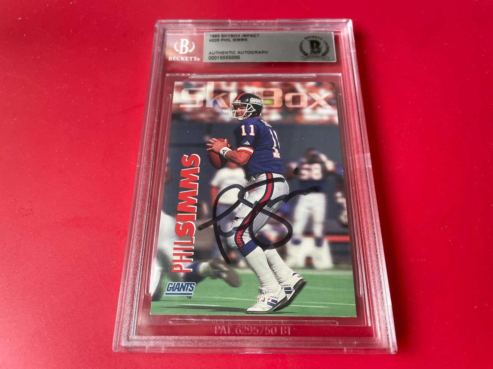 Phil Simms Giants 1993 Skybox Impact Card Signed Auto Beckett BAS
