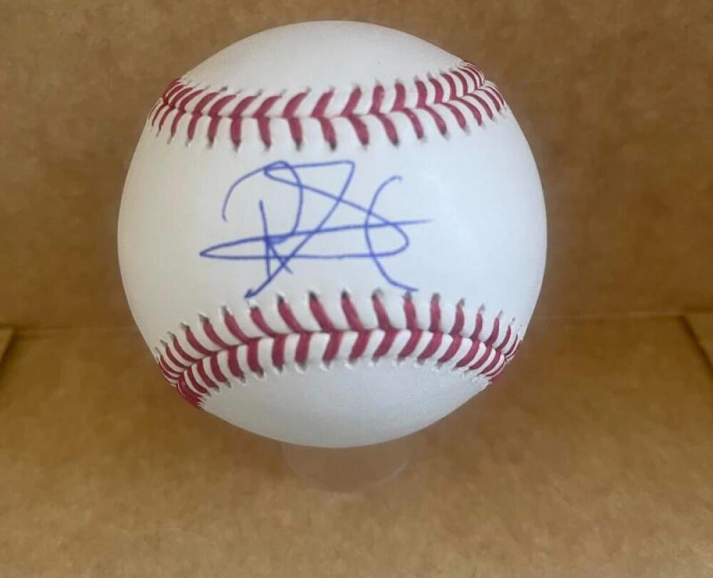 RODOLFO CASTRO PIRATES SIGNED AUTOGRAPHED M.L. BASEBALL BECKETT AUTH
