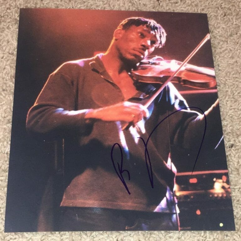 BOYD TINSLEY SIGNED DAVE MATTHEWS BAND DMB 8×10 A W/PROOF
 COLLECTIBLE MEMORABILIA