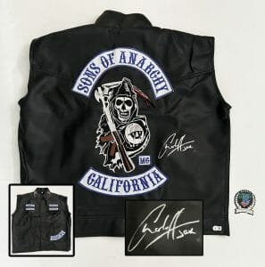 CHARLIE HUNNAM SIGNED LEATHER VEST SONS OF ANARCHY BECKETT BAS COA
 COLLECTIBLE MEMORABILIA